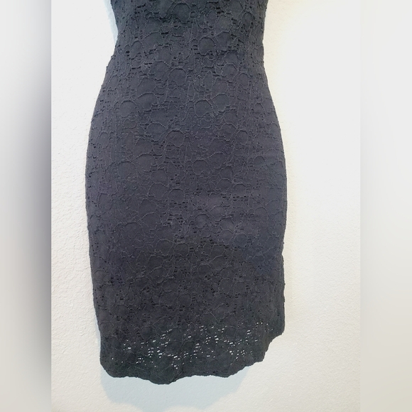 💚5/$25 Poof! Black Stretchy Lace Overlay Bodycon Mini Dress Size Small Tight - Picture 5 of 8